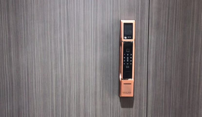 都9102年了 再不用指纹锁就OUT拉